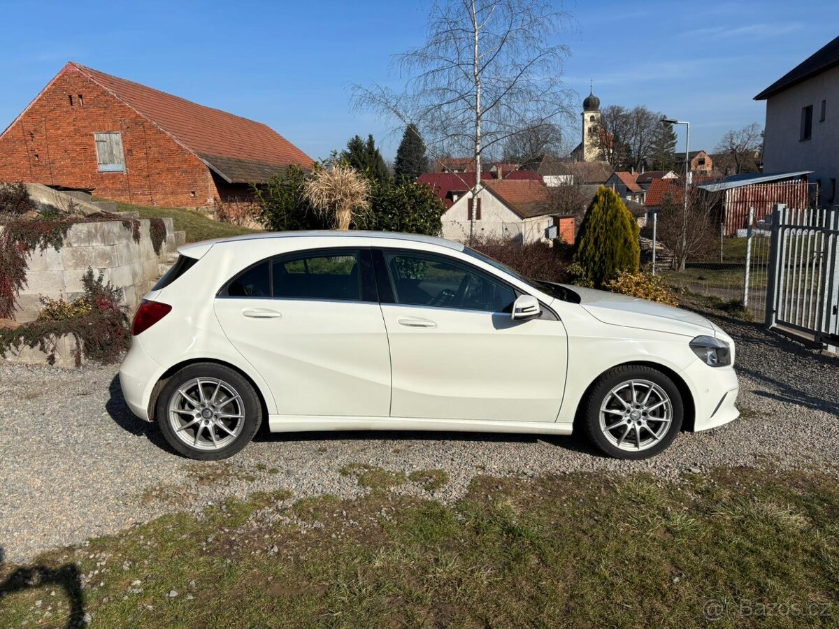 Mercedes-Benz A 180 (2017) - 7