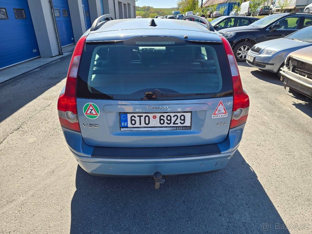 VOLVO V50 - 7
