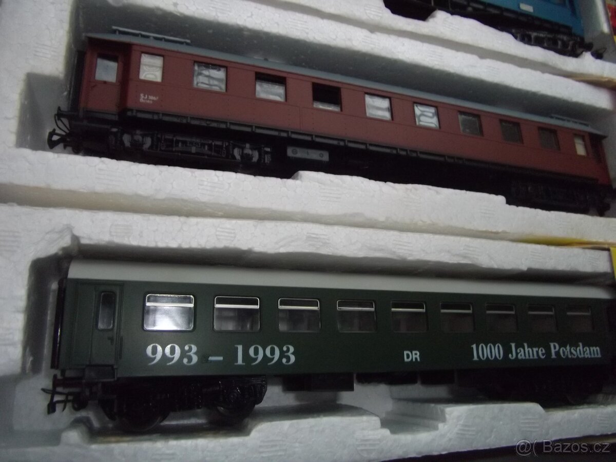 vagony na vláčky H0 osobní Piko - 7