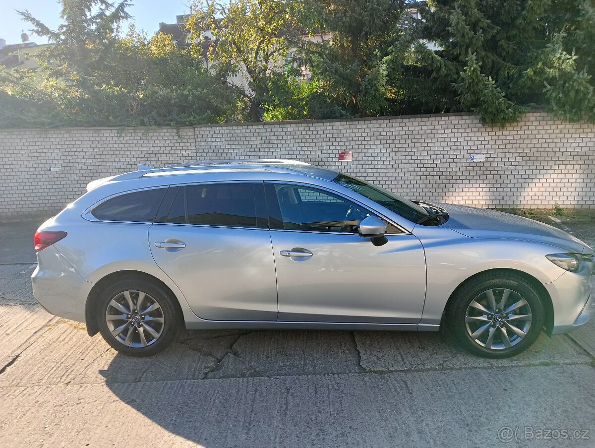 Mazda 6 combi 2,0i Revolution - 7