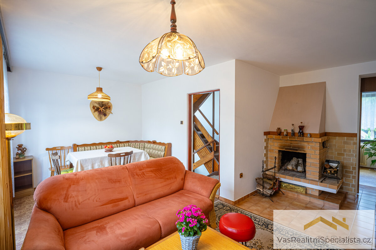 Ráj klidu a přírody: rovinatý pozemek s rekreačním objektem - 7