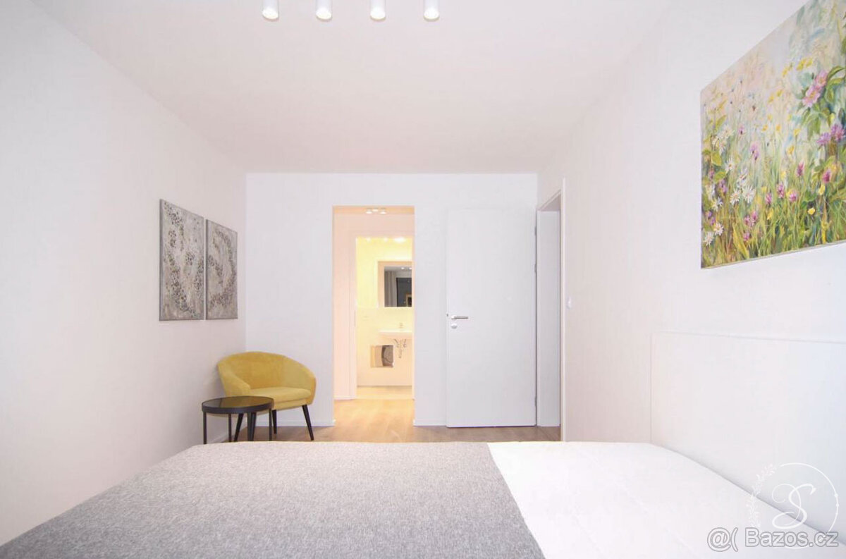 Pronájem bytu 2+kk • 48 m² - 7