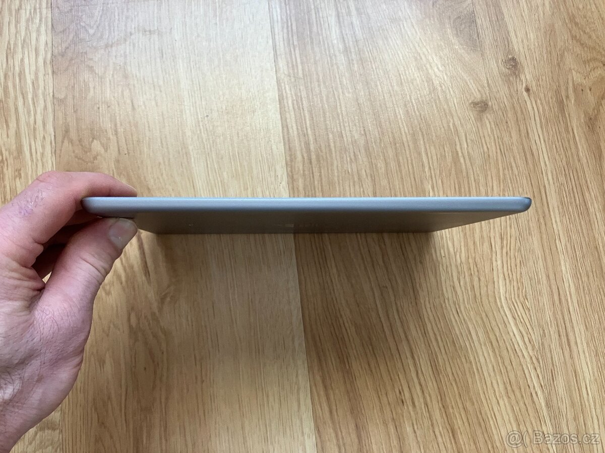 Apple Ipad - 5.generace, 32GB - 7