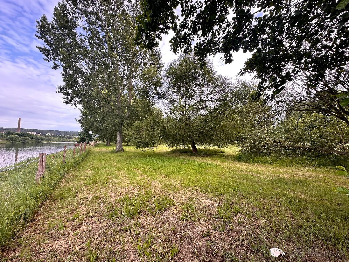Pozemek - zahrada u Vltavy pronájem - 7