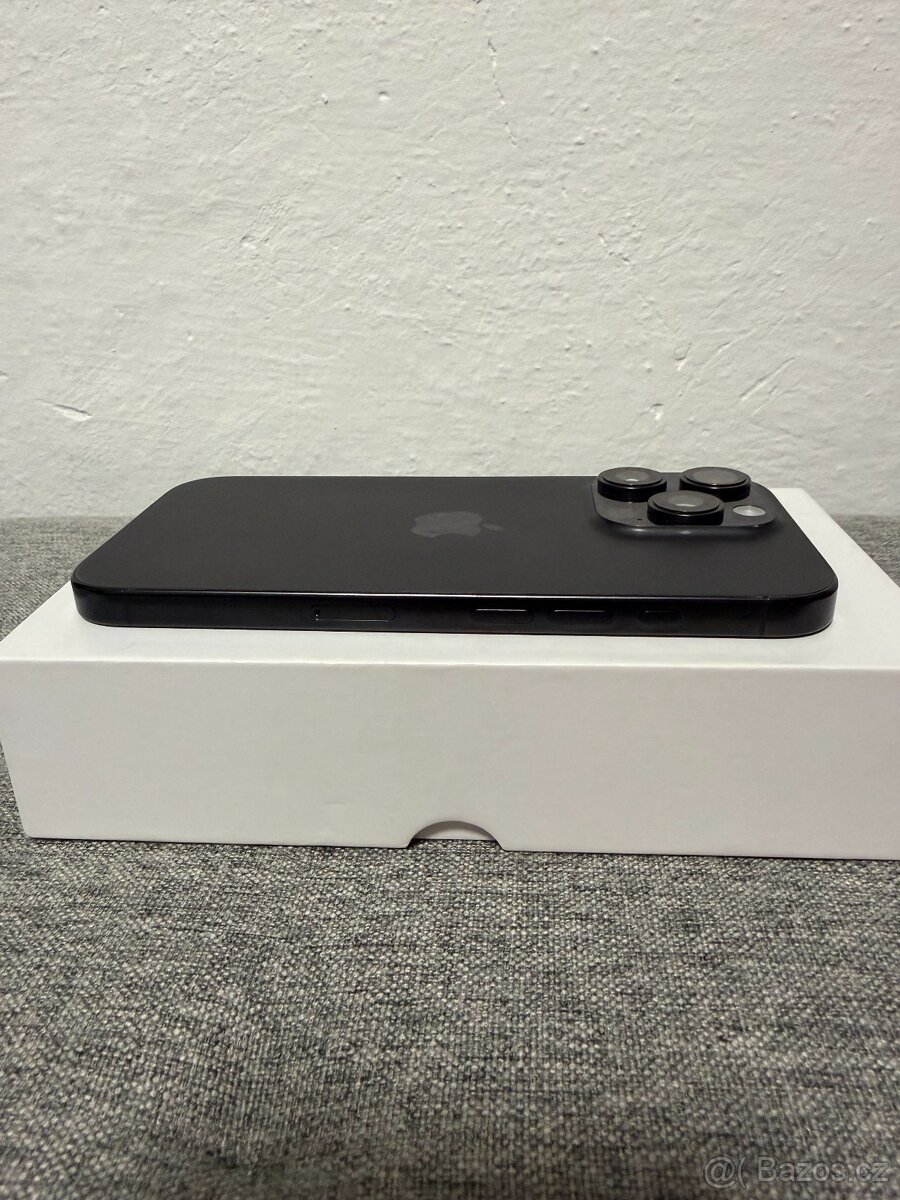 iPhone 16 Pro 128GB Černý, Baterie 94% - 7