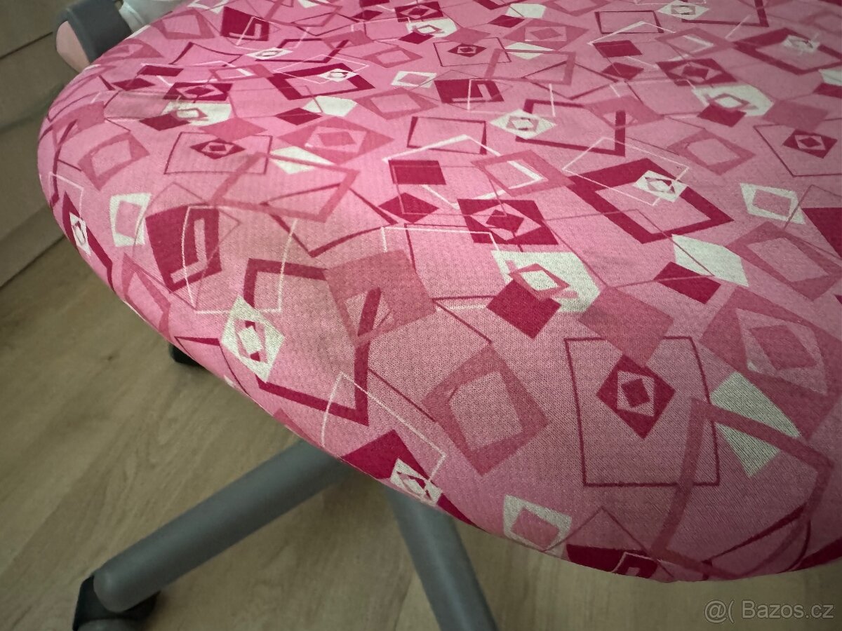 Prodám rostoucí stůl a židli - 7