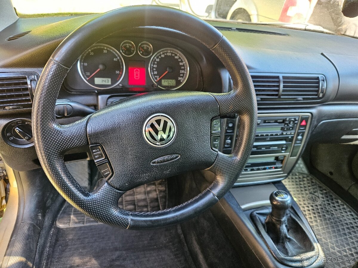 Vw passat 2.0 tdi 96kw rok 2002 - 7
