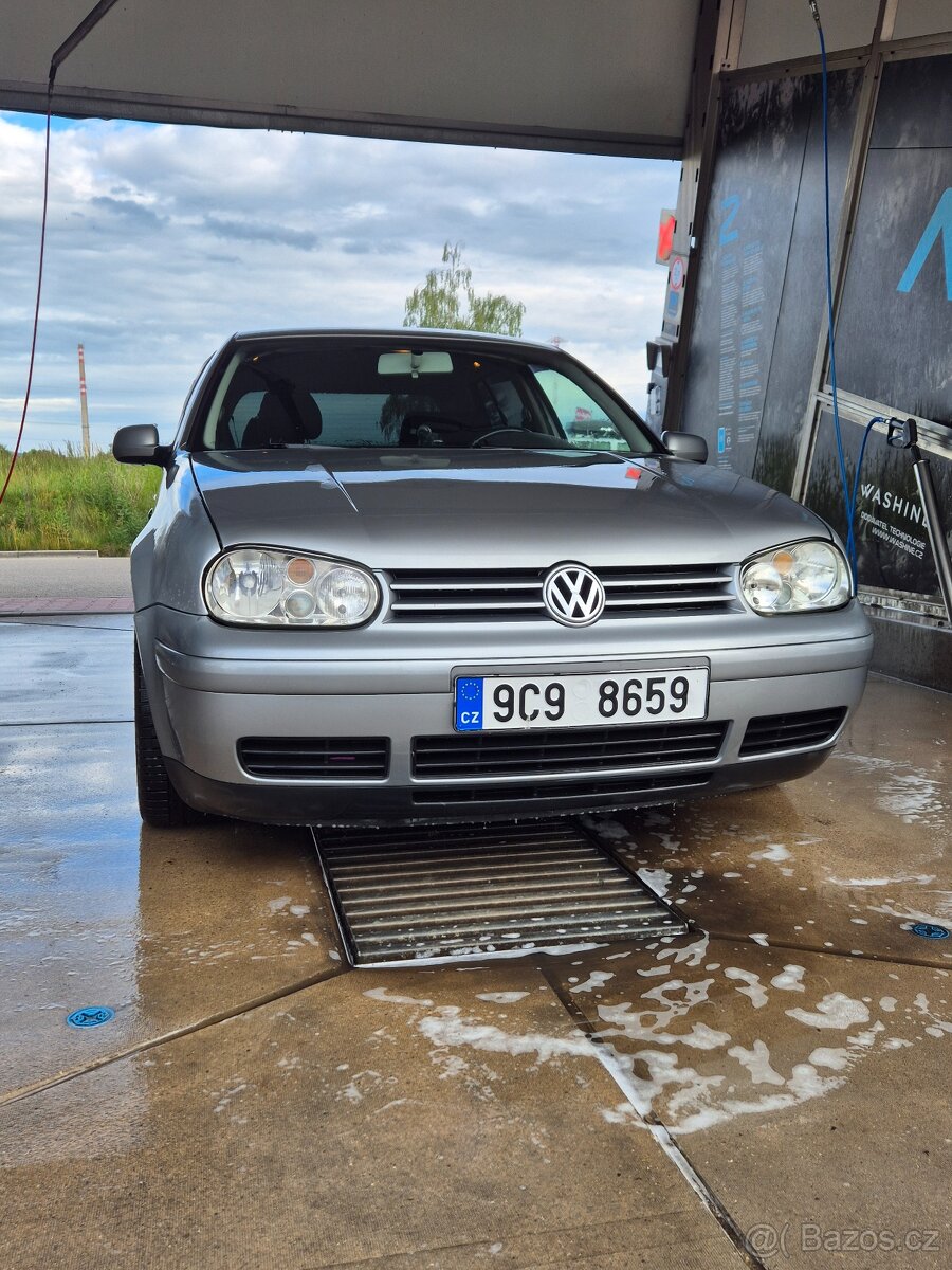 VW Golf IV, 1,6 - 77kw - 7