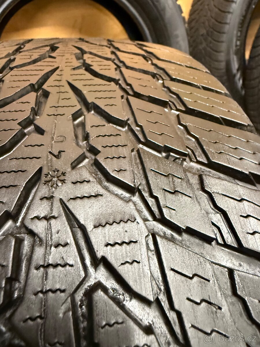 Zimní pneu 215/60/16 - 7