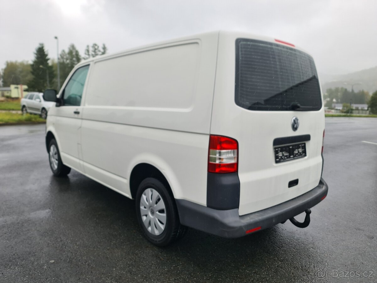 VW TRANSPORTER T5 2.0 TDi 62-KW 3-MÍSTA 129TKM TOP - 7