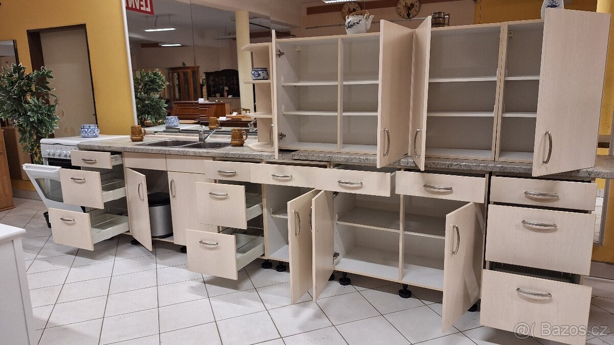Kuchyňská linka německé výroby - 7
