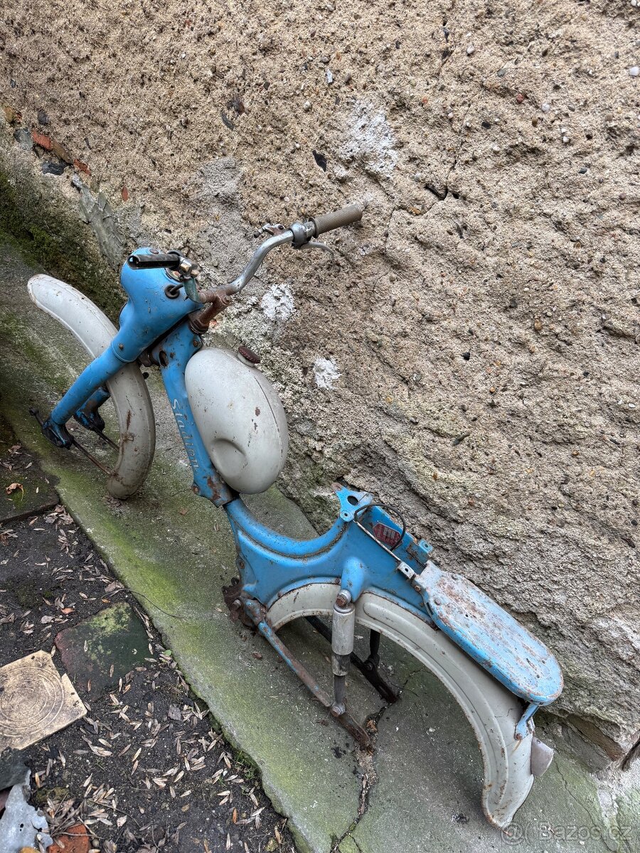 Stadion S22 prodám dily - 7