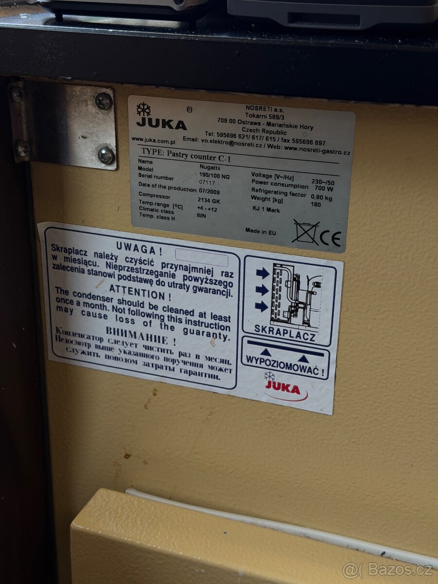 Vitrína do pekárny/kavárny chladící svítící - 7