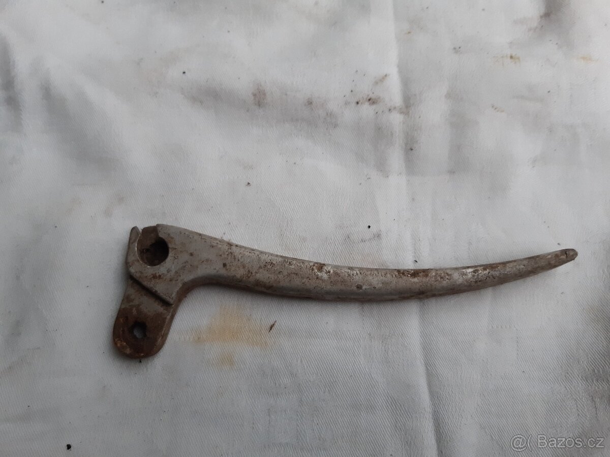 Soubor dílů auto - moto - 7