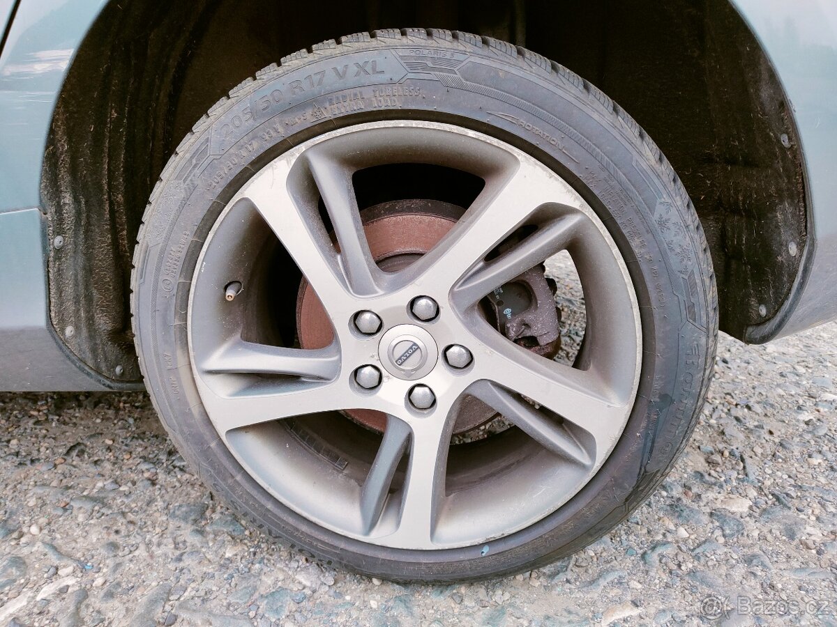 Volvo V40 Inscription D2 88kw - Náhradní díly - 7