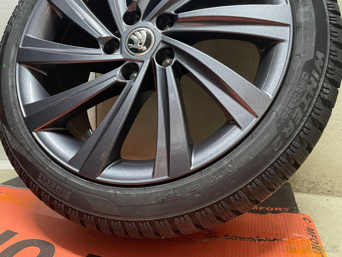 OCTAVIA 4 R18 NOVÁ ZIMNÍ SADA PERSEUS 225/45/18 95V 2024 - 7