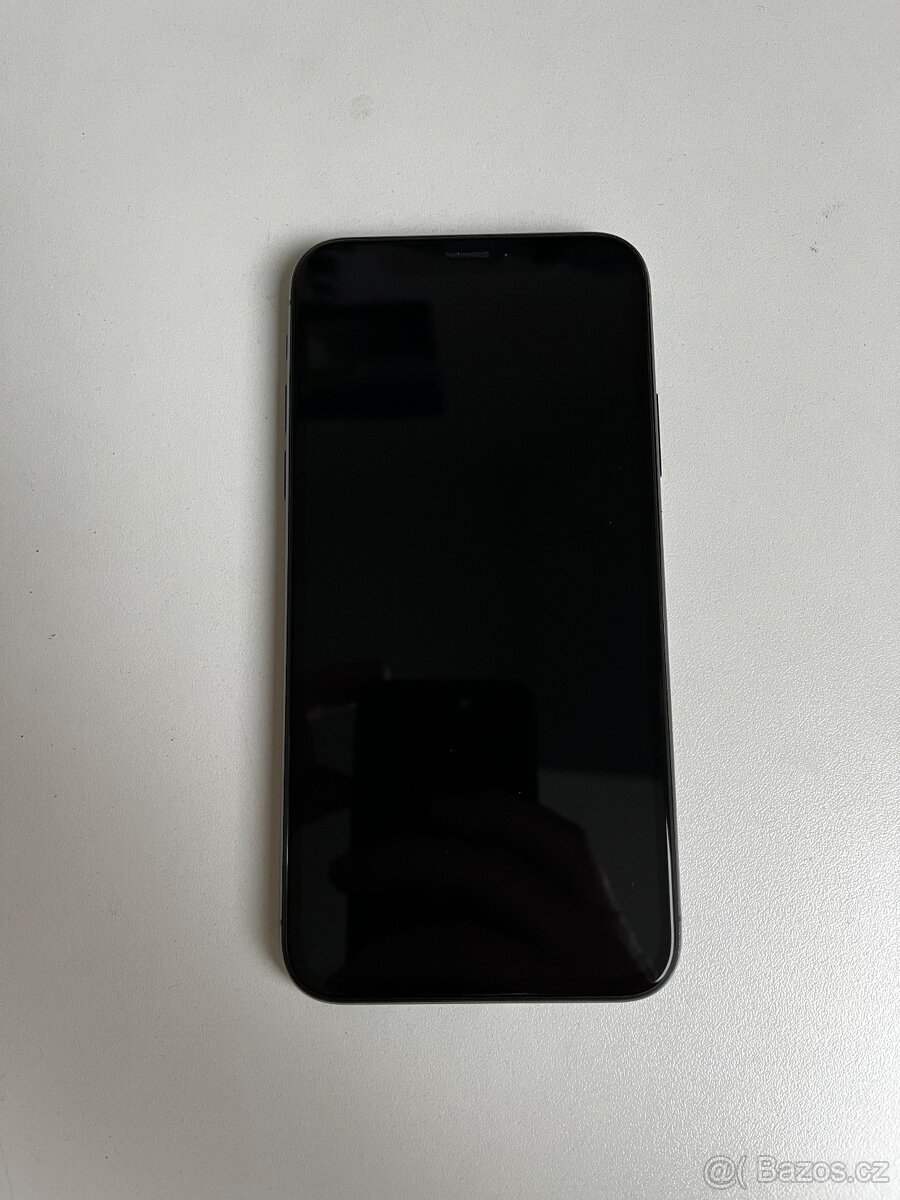 Apple iPhone X 64GB vesmírně šedý - 7