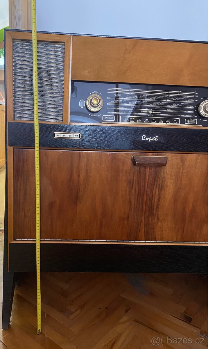 Starožitné rádio s gramofonem Tesla Copélia - 7