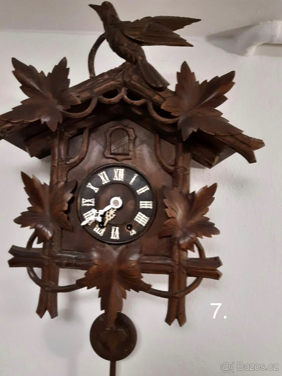 Různé starožitné hodiny - 7