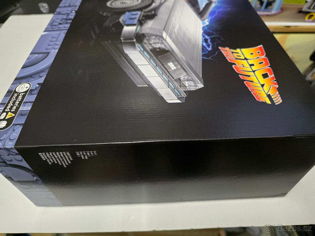LEGO® Creator Expert 10300 Stroj času z Návratu do budoucno - 7