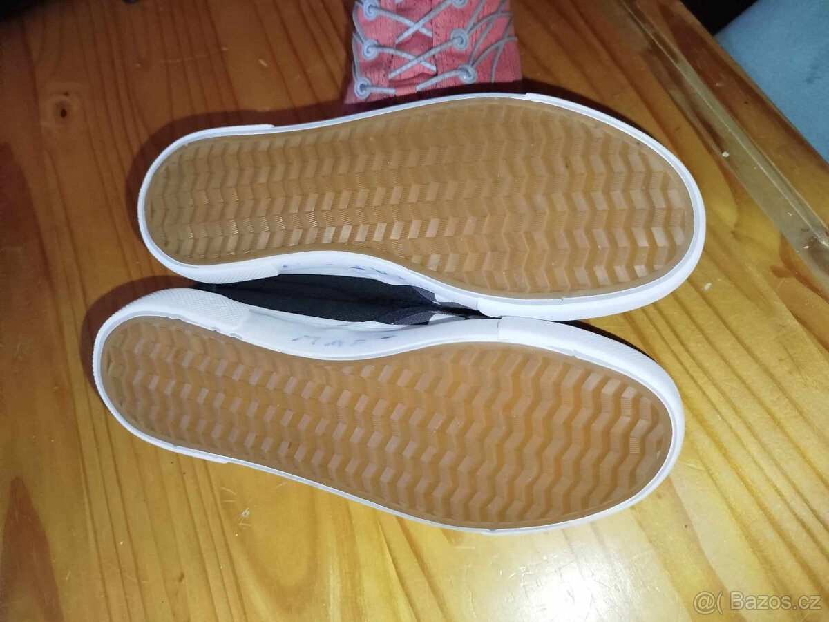 Botasky + obuv na cvičení vel. 35 a 36 - 7