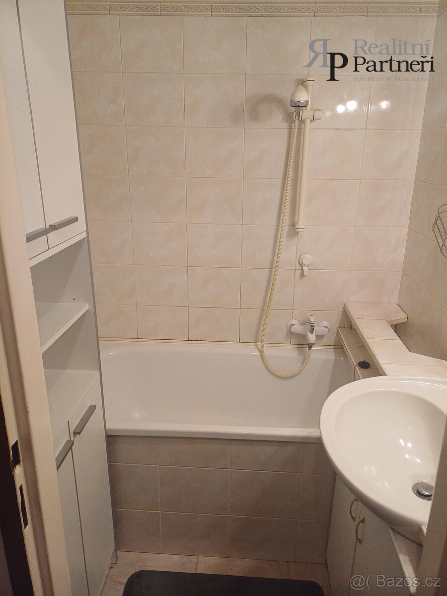 Pronájem bytu 2+1, ul. U Sportoviště, Ostrava - Poruba - 7