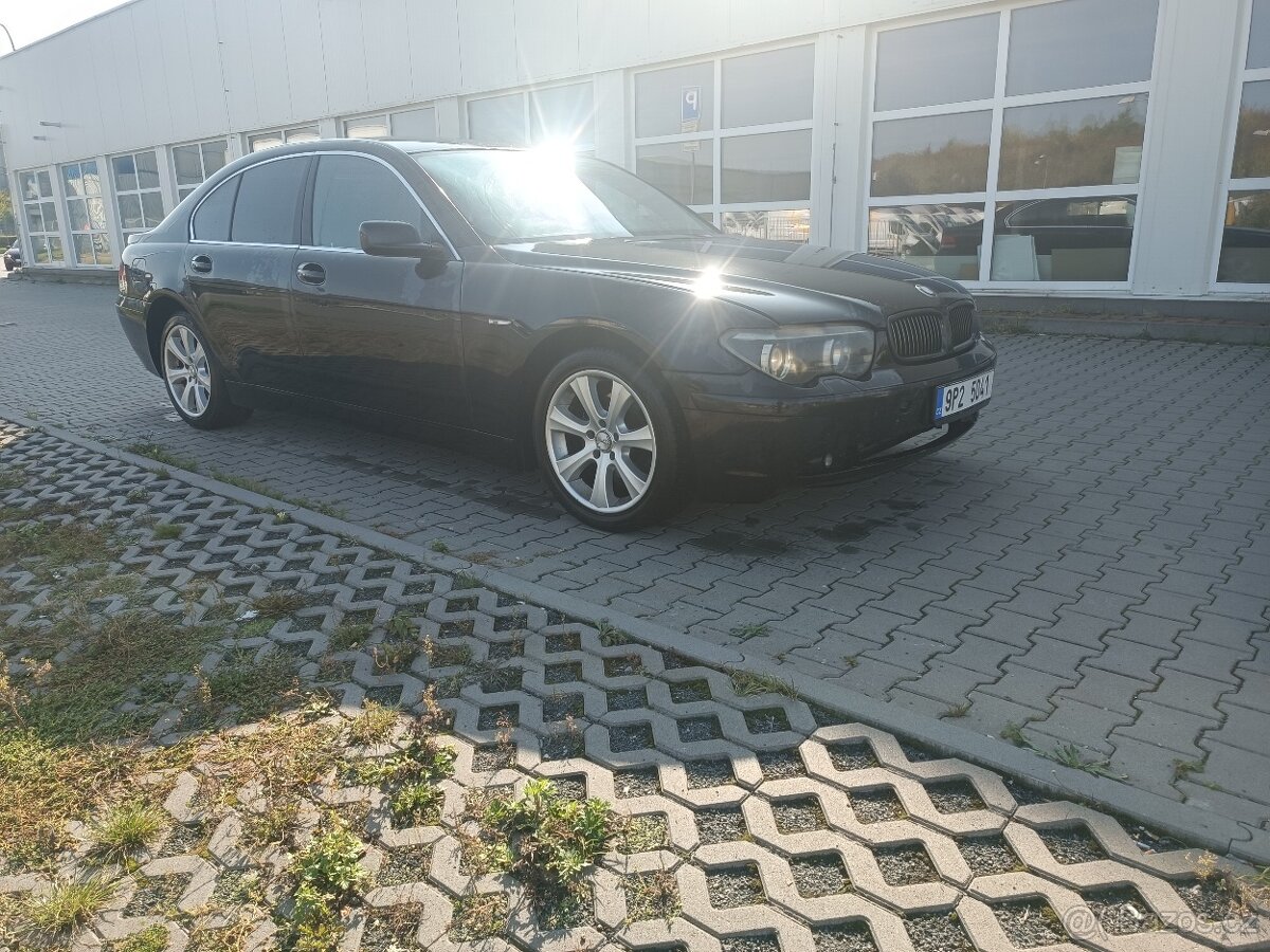 BMW 730 3.0D 160 kW Automat Rok 2004 - 7
