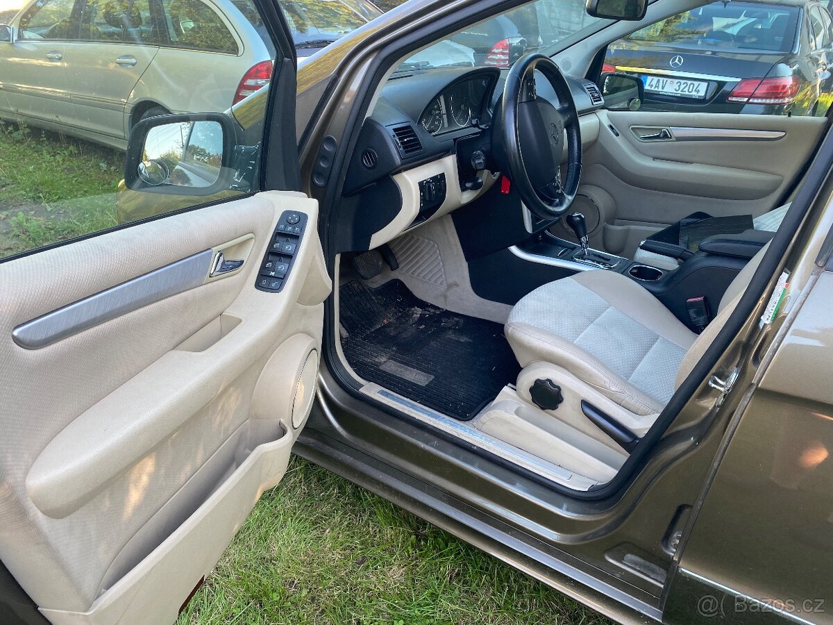 Mercedes benz W169. - 7