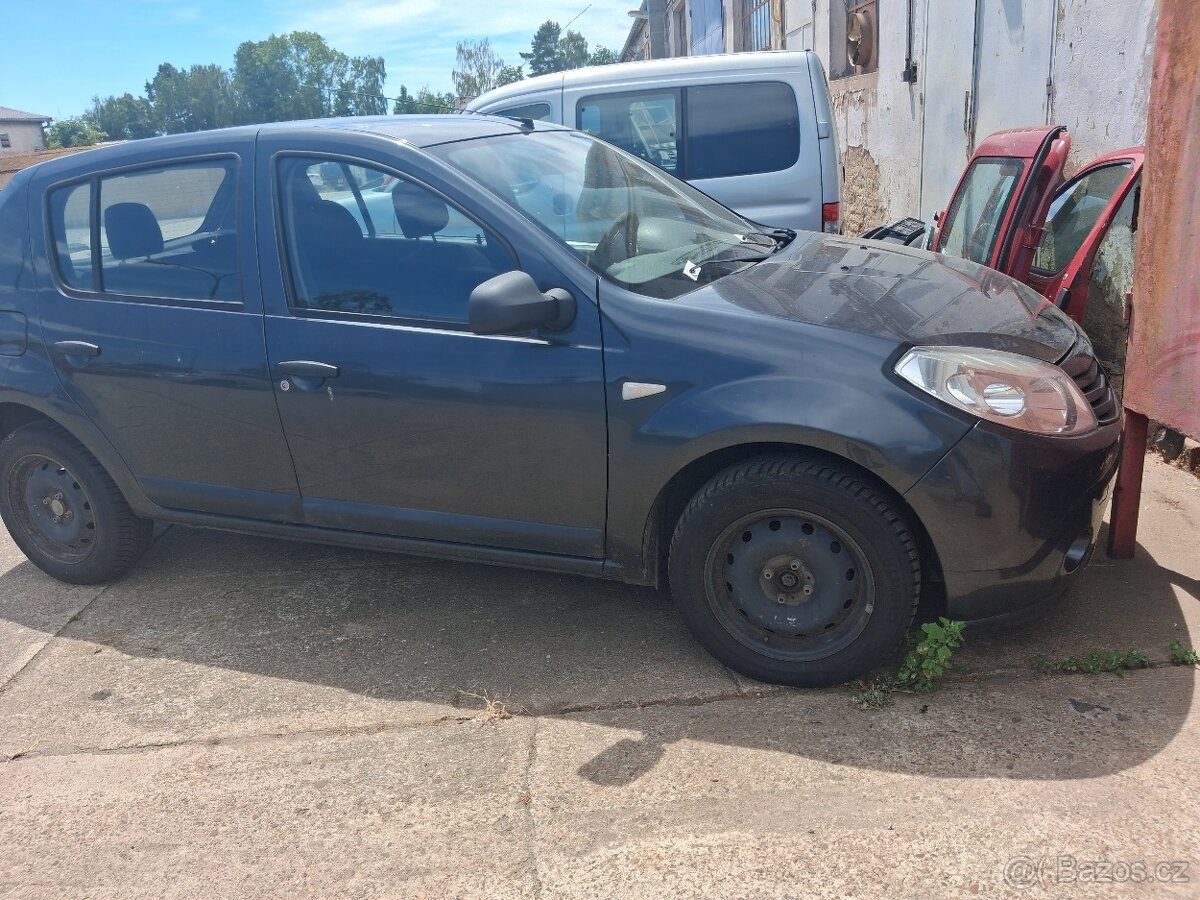 Sandero 1.4i veskere dily - 7