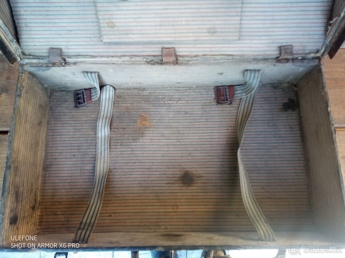 Cestovní kufr historický - 7