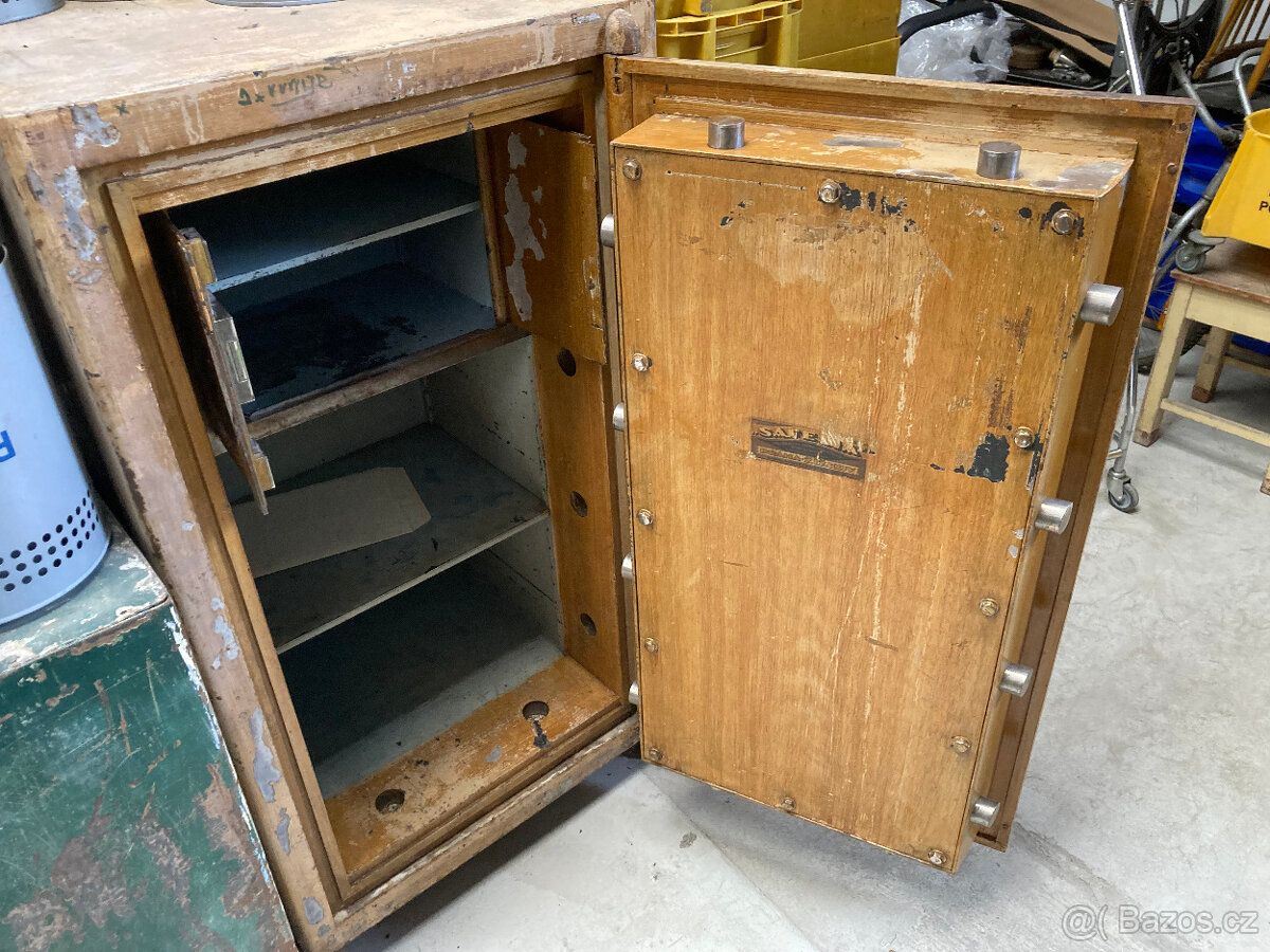 Trezor SAFESIA železobetonový, 2. bezp. třída 15.000 kč - 7