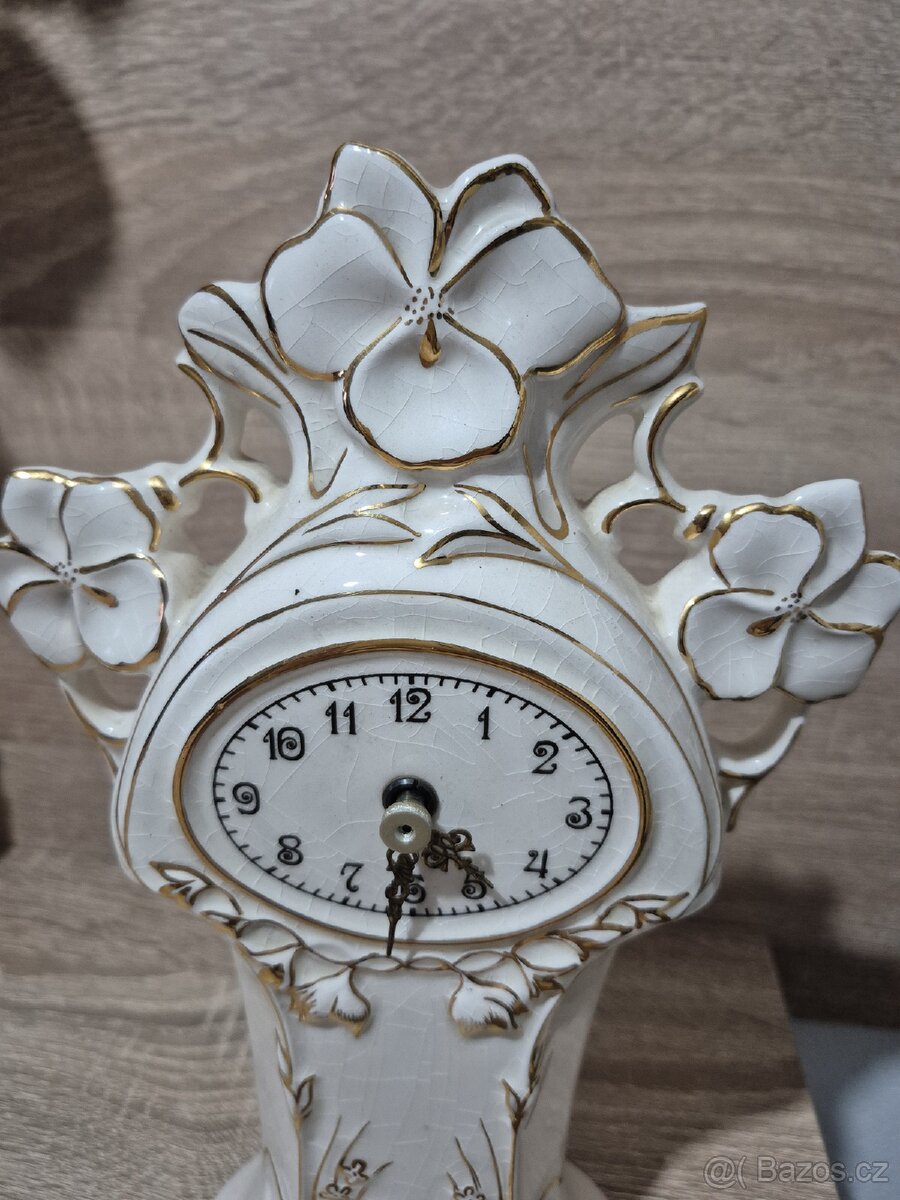 Porcelánové hodiny - secesní dekor - 7