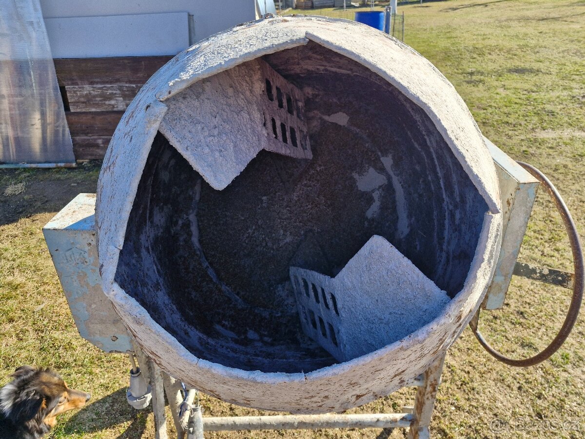 Stavební míchačka 380V,MEZ Mohelnice cena dohodou - 7