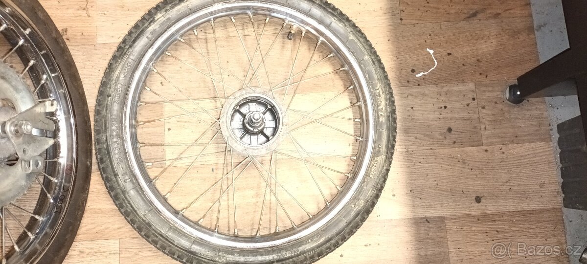 Babetta 210 - kola pár, pěkné chromy - 7