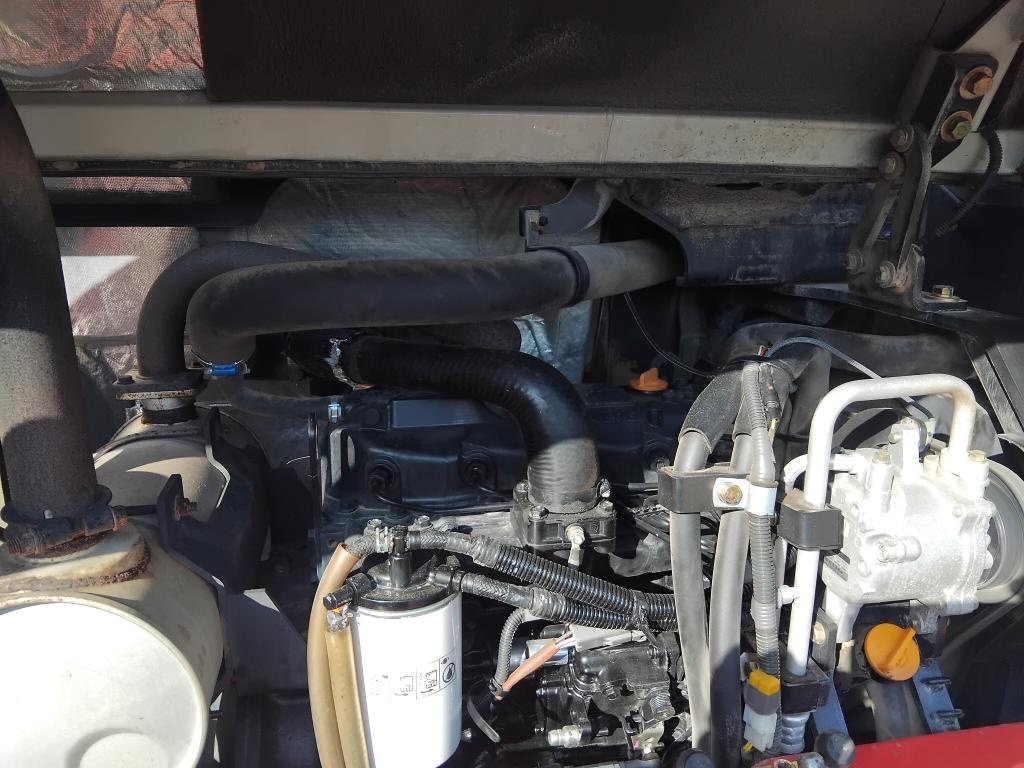 Takeuchi TB260 Powertilt - 7