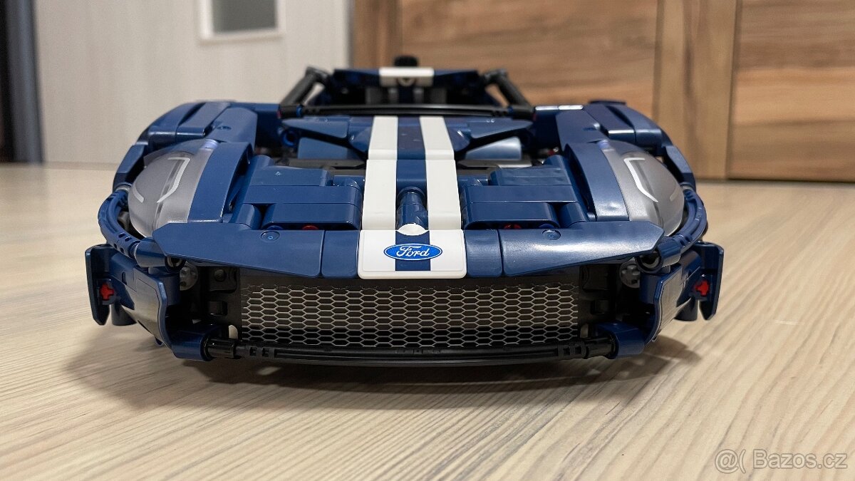 LEGO® Technic 42154 2022 Ford GT - 7