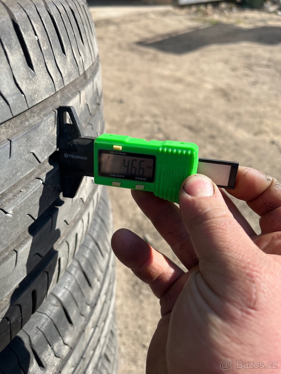 Prodám 4x Letní Continental 225/60R17 - 7