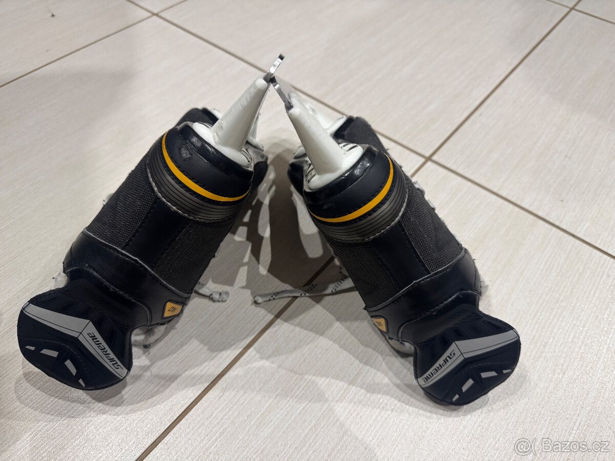 Brusle Bauer Supreme UK Y13,5, EUR 32 - 7