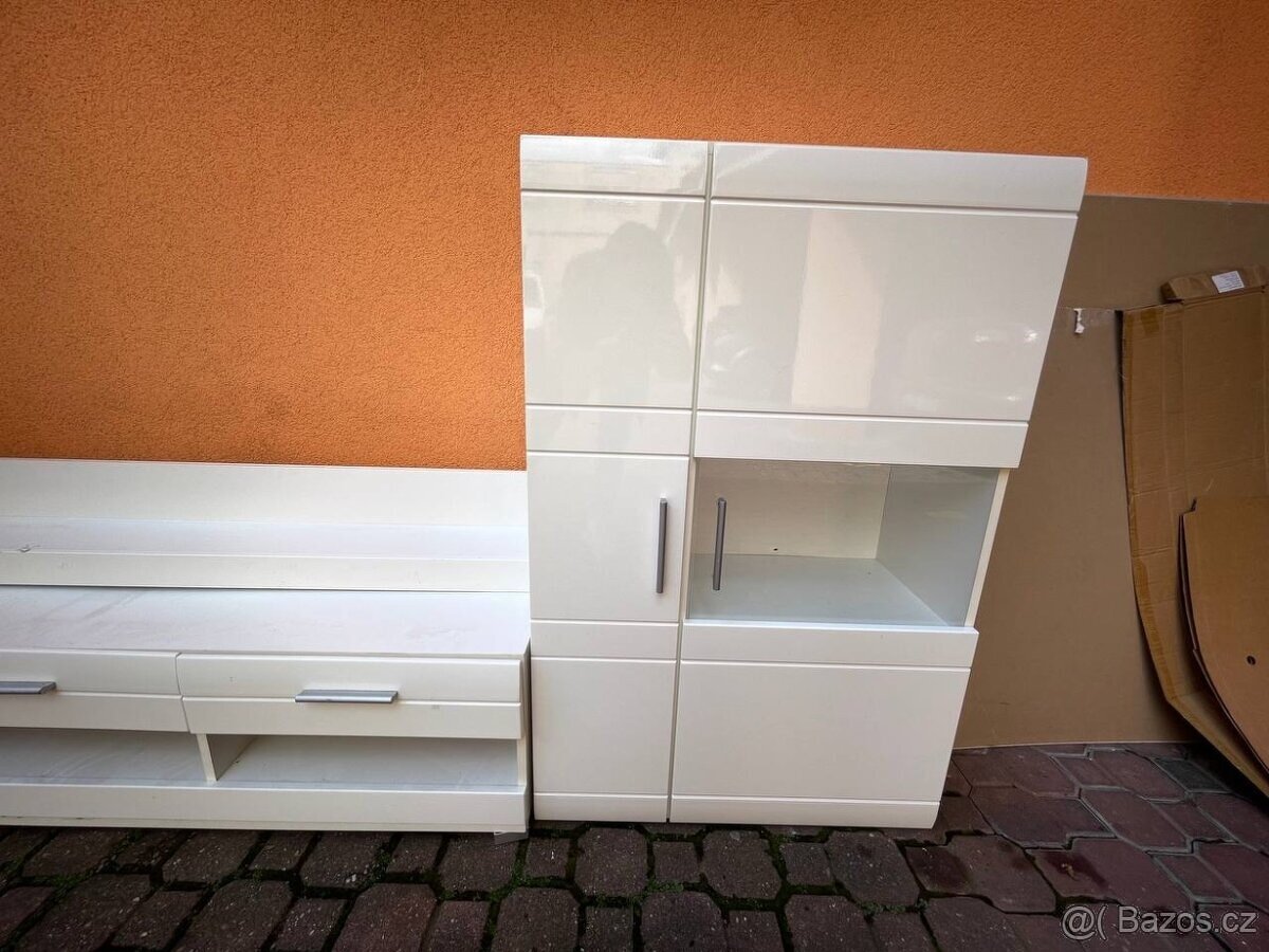 Prodáváme obývací stěnu (TV set) - 2 sady - 7