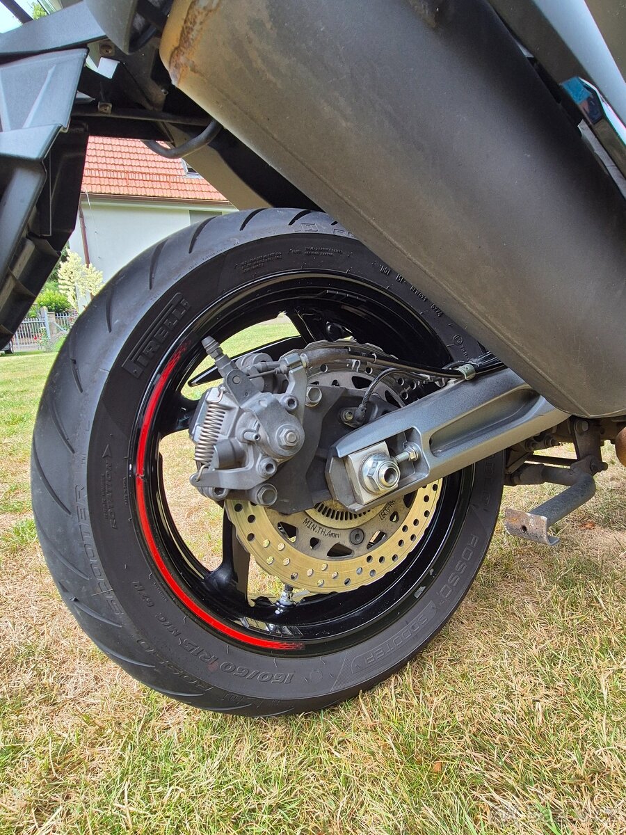 Kymco AK 550i Premium 2023 - 7