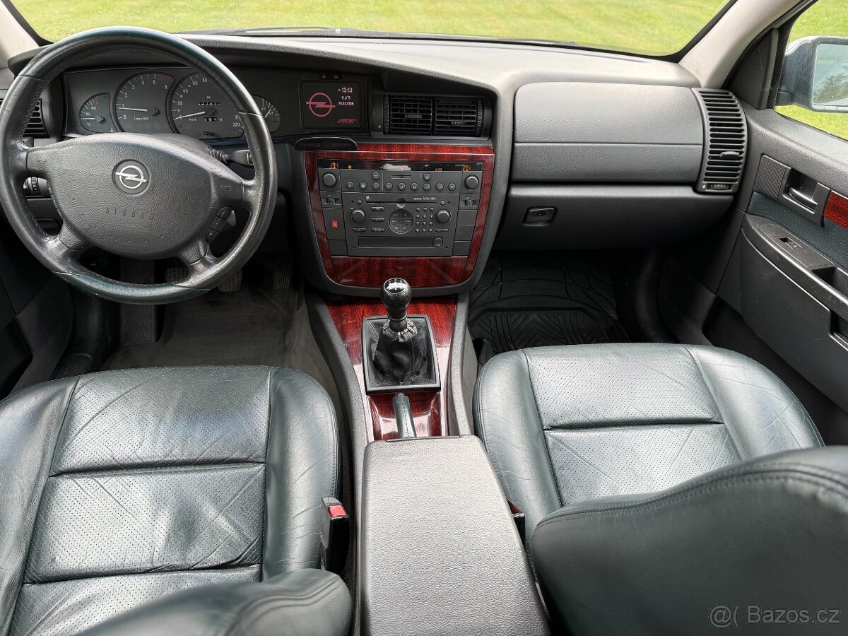 OPEL OMEGA KOMBI 2,2 - 7
