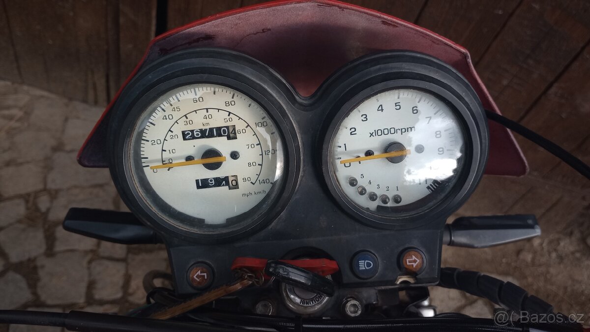 Yuki ST 125 SM - 7