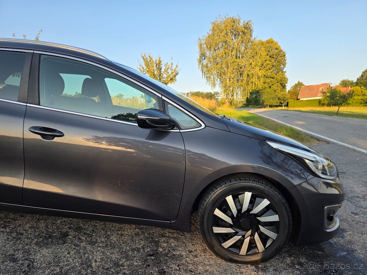 Kia Ceed KOMBI - 2016 - ČR - SUPER VÝBAVA - STK - 7