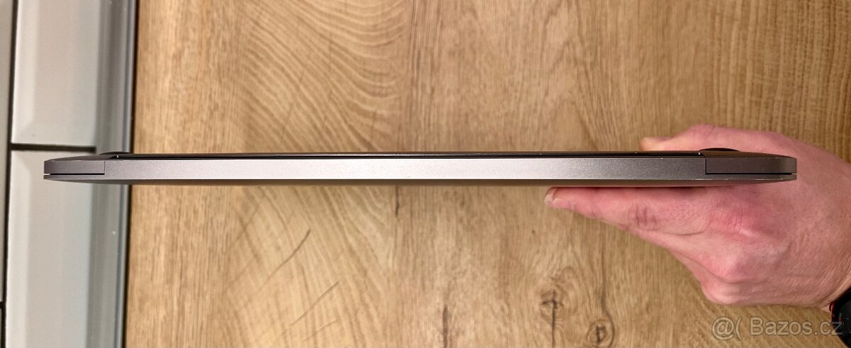 Macbook Pro 13” - 7