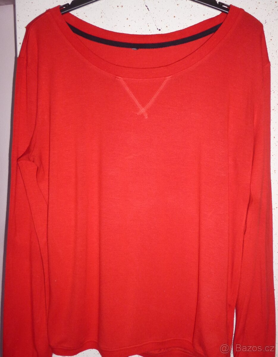 8 x červené triko - SLEVY - 7