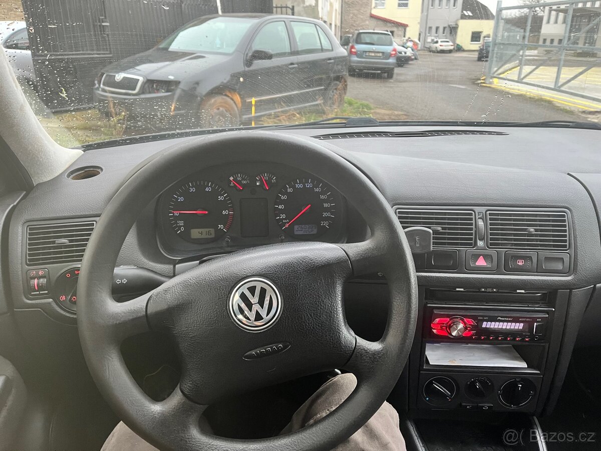 Golf IV 1.4 16V 55kw - 7