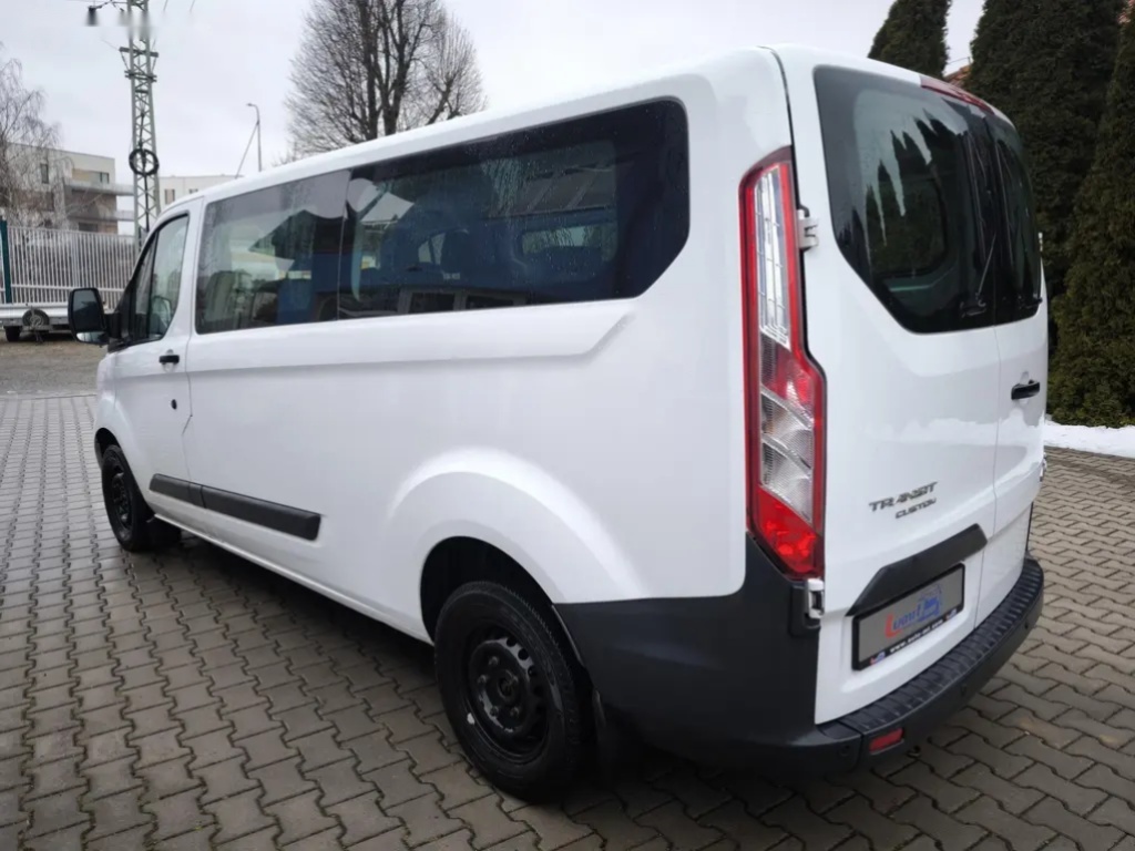 Ford Transit Custom, 2.0 TDCi L2H1 9 míst - 7
