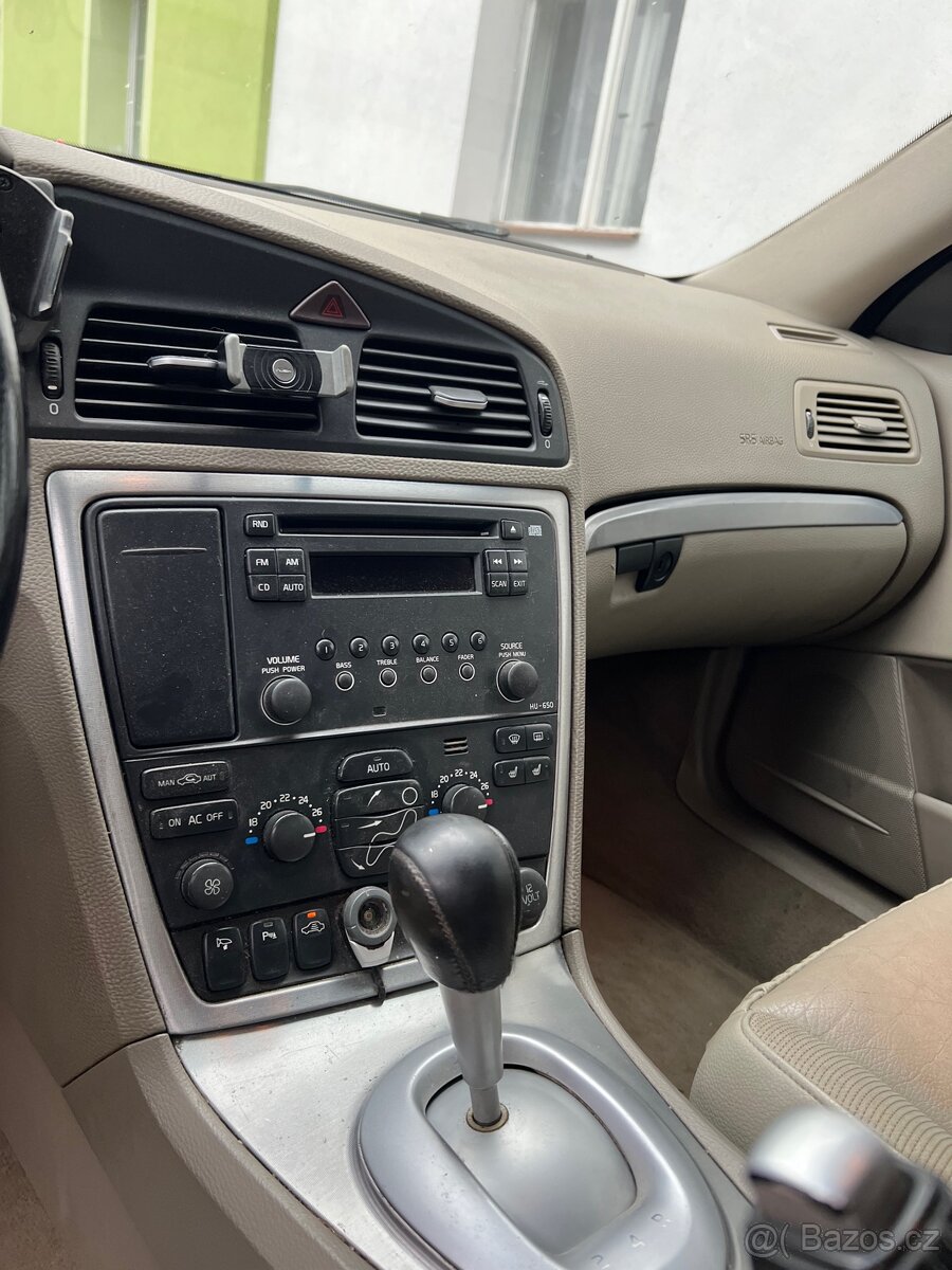 Volvo V70 2006 ND 2.4i 103kw - 7