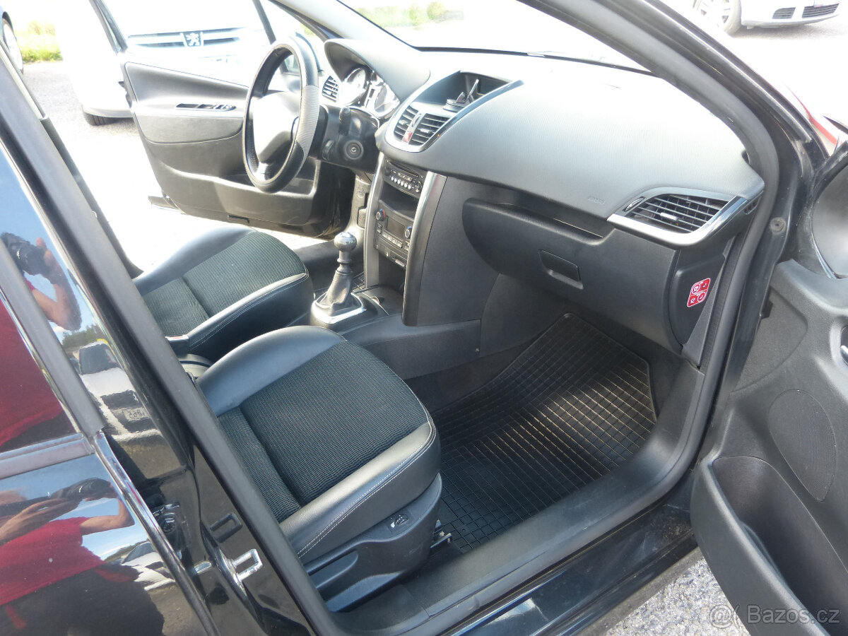 Peugeot 207 1.6 hdi - 7