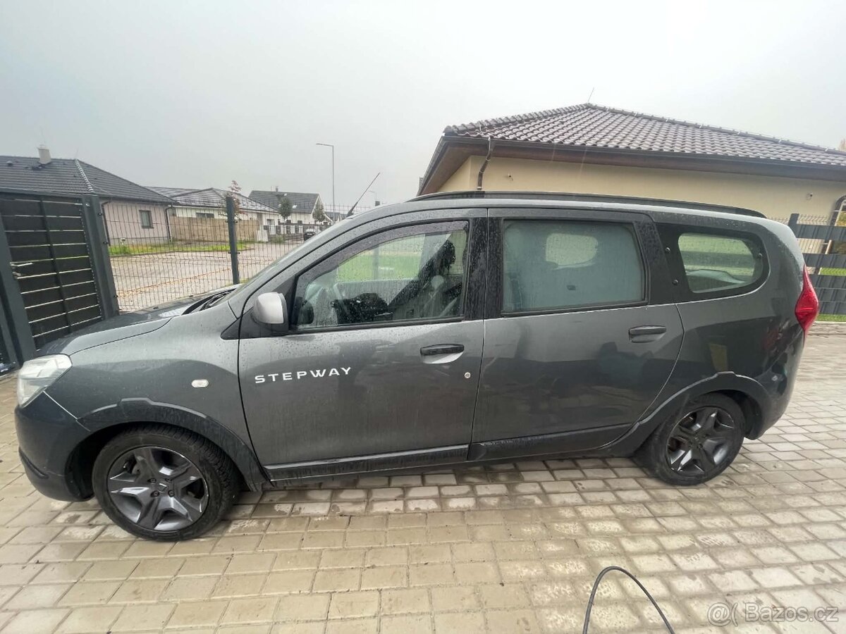 prodám Dacia Lodgy stepway - 7